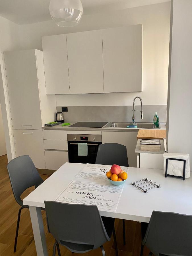 Casa Motti, Accogliente Ristrutturato In Repubblica Appartamento Milano